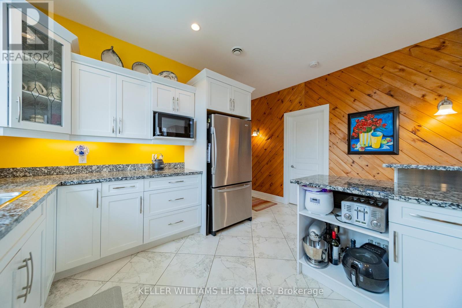 73028 Denise Court, Bluewater, Ontario  N0M 2T0 - Photo 9 - X12830742