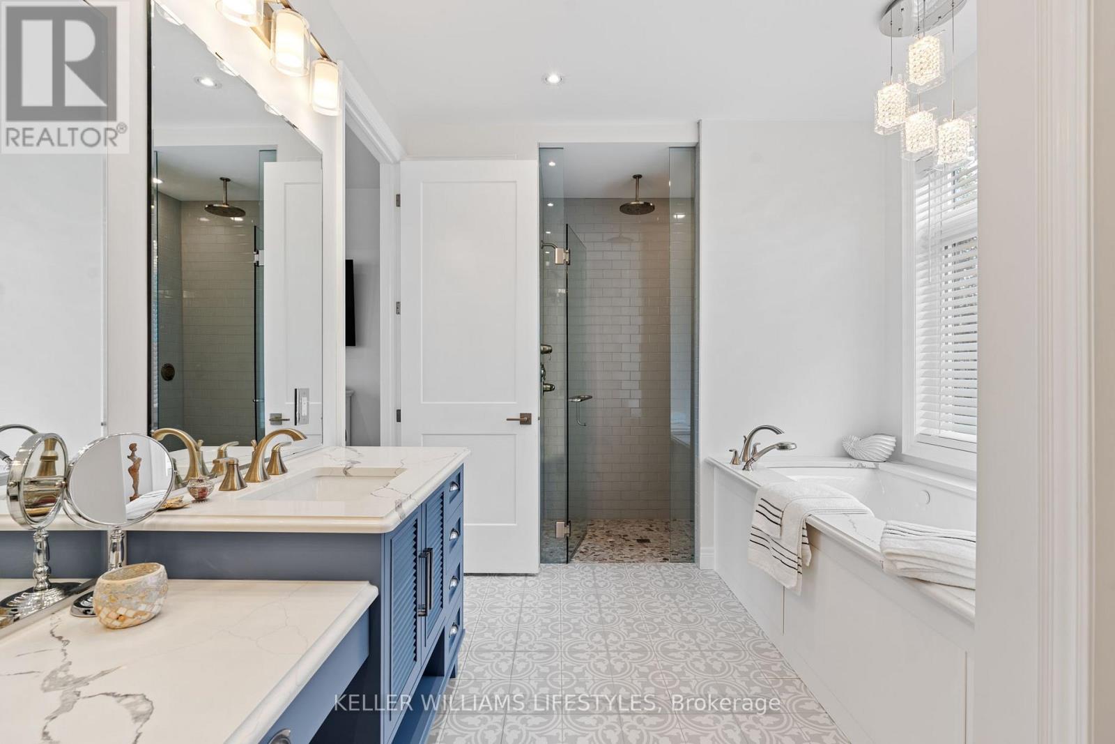 34180 Melena Beach Side Road, Bluewater, Ontario  N0M 1G0 - Photo 21 - X12830754