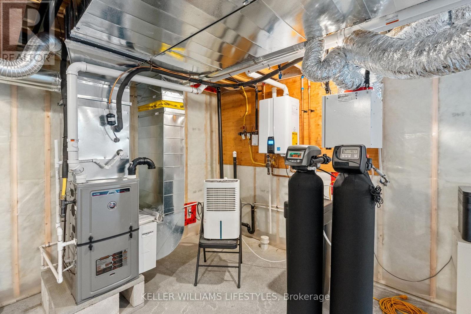 34180 Melena Beach Side Road, Bluewater, Ontario  N0M 1G0 - Photo 44 - X12830754