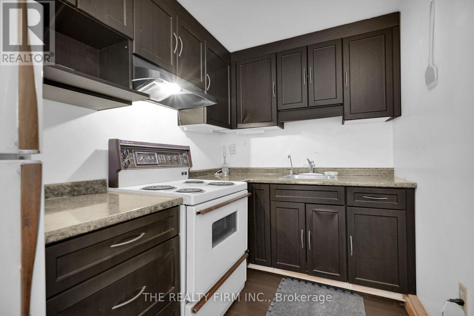 924 Princess Avenue, London East, Ontario  N5W 3M6 - Photo 37 - X12830776