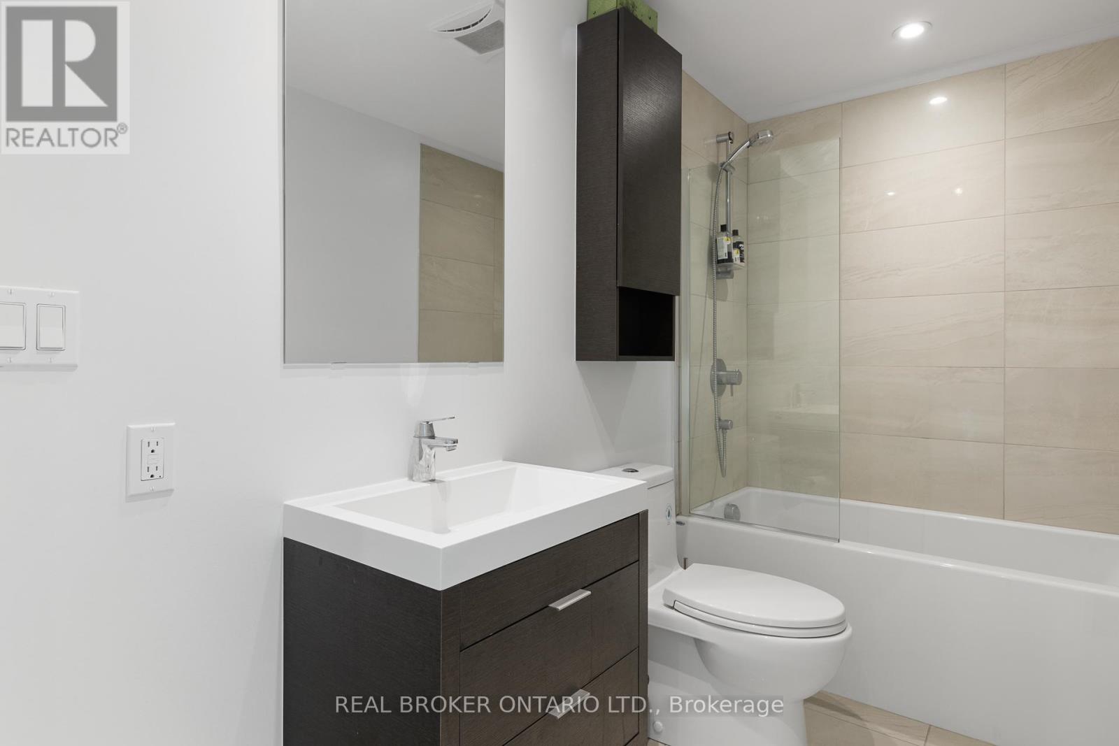 1706 - 20 Daly Avenue, Ottawa, Ontario  K1N 6E2 - Photo 12 - X12830748