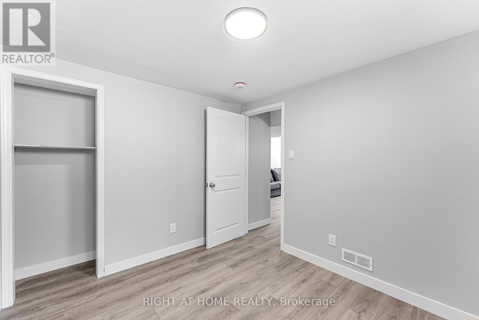 B - 902 Kenzie Street, Ottawa, Ontario  K1Z 6E4 - Photo 21 - X12830786