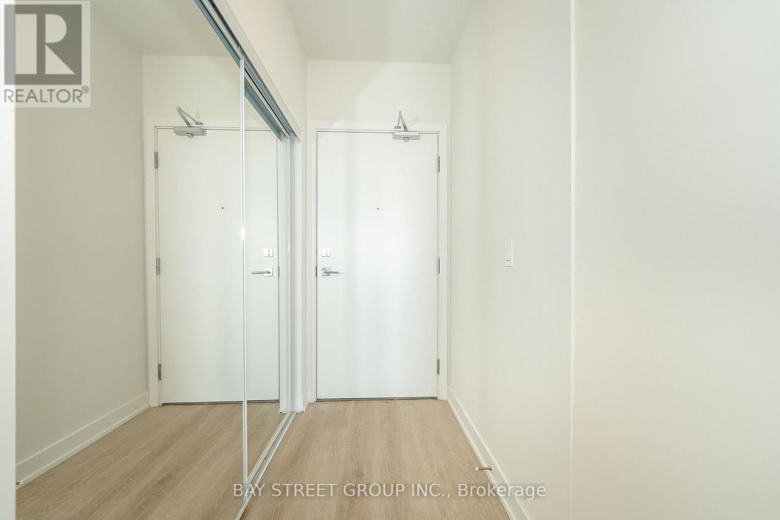 Lph 05 - 15 Ellerslie Avenue, Toronto, Ontario  M2N 0L7 - Photo 2 - C12830764