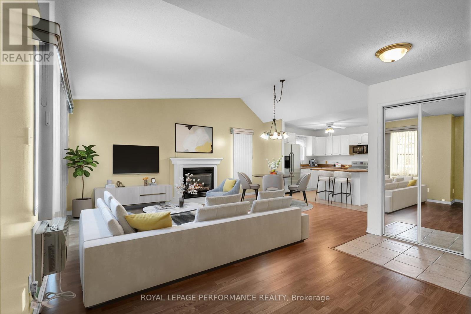 A - 35 First Street W, Cornwall, Ontario  K6J 1B8 - Photo 3 - X12830744