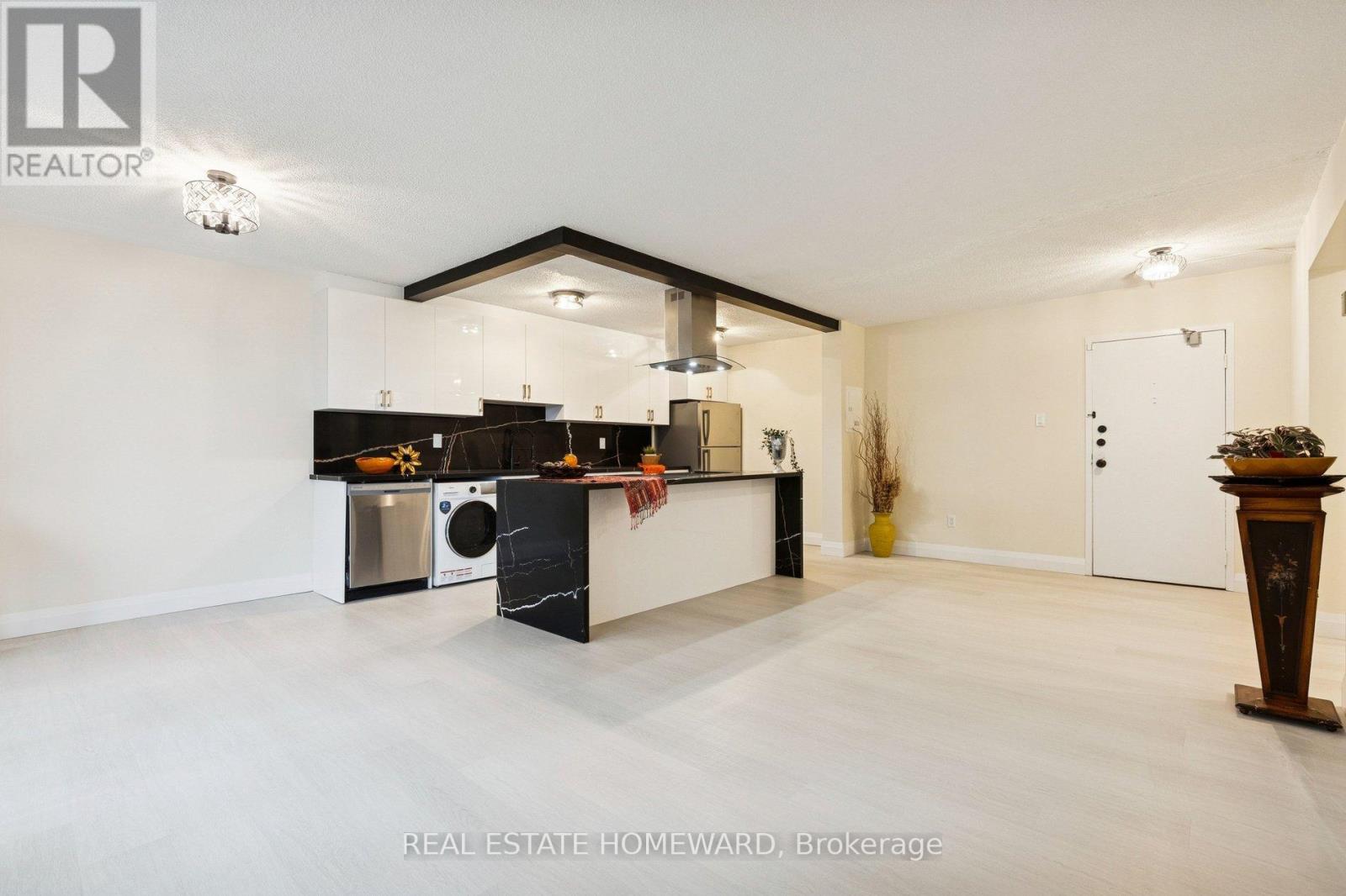 209 - 1210 Radom Street, Pickering, Ontario  L1W 2Z3 - Photo 4 - E12830796