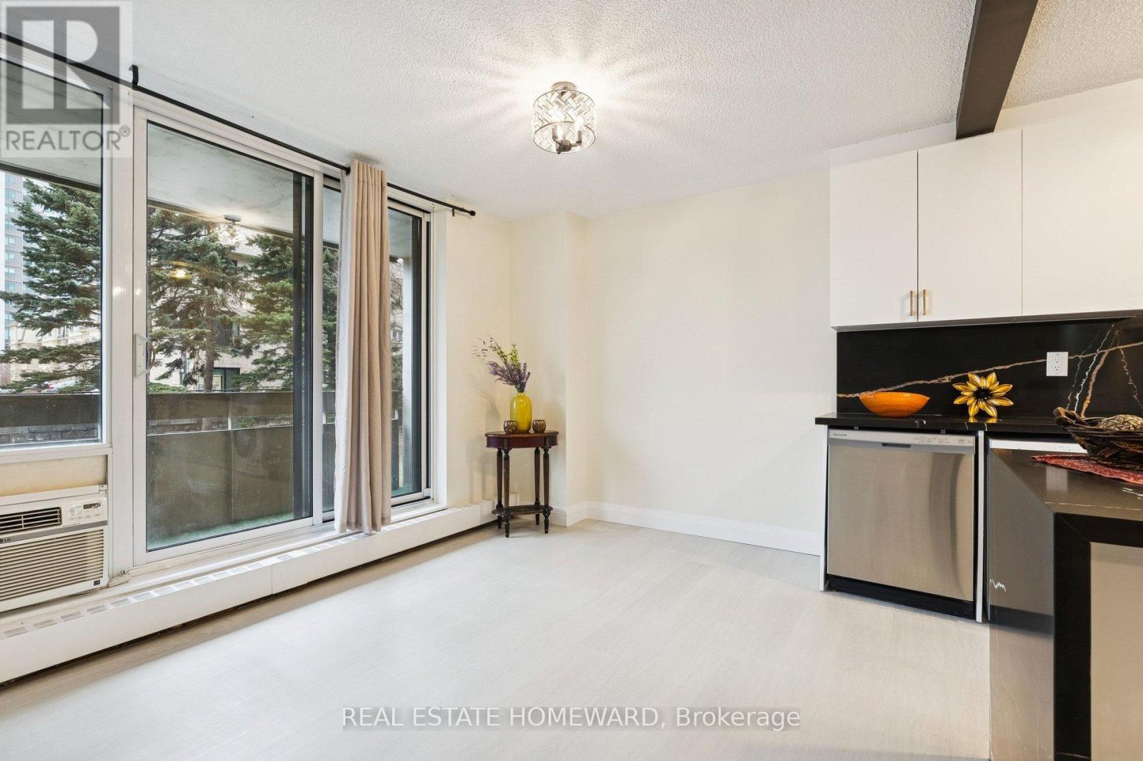 209 - 1210 Radom Street, Pickering, Ontario  L1W 2Z3 - Photo 7 - E12830796