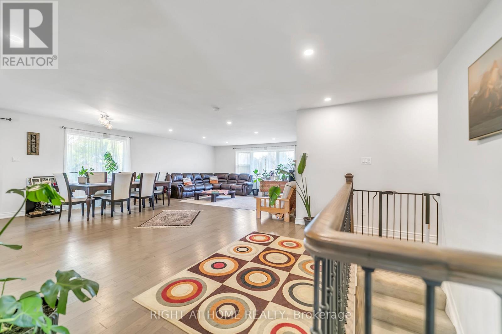 22 Hamilton Drive, Newmarket, Ontario  L3Y 3E8 - Photo 11 - N12830756