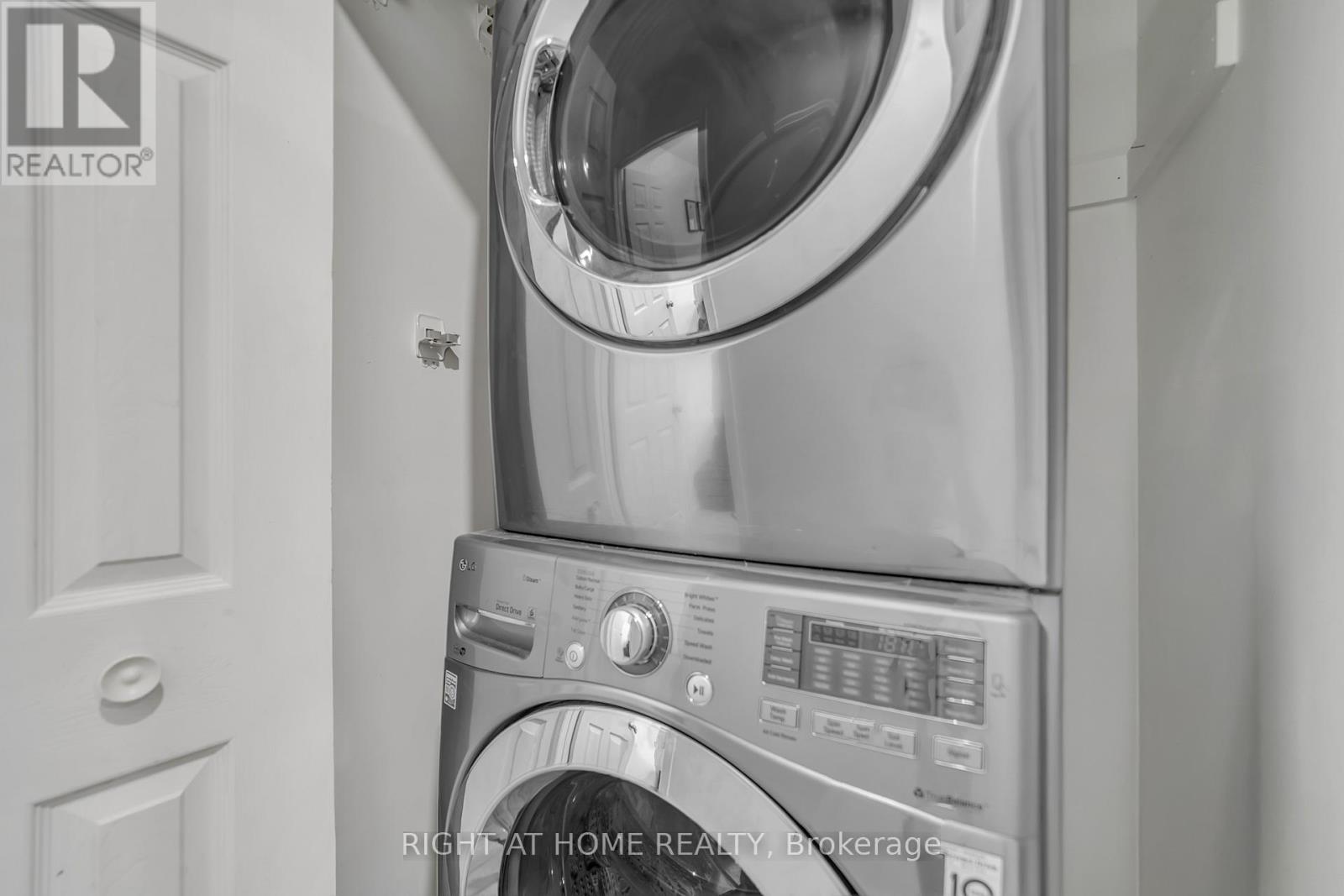 22 Hamilton Drive, Newmarket, Ontario  L3Y 3E8 - Photo 29 - N12830756