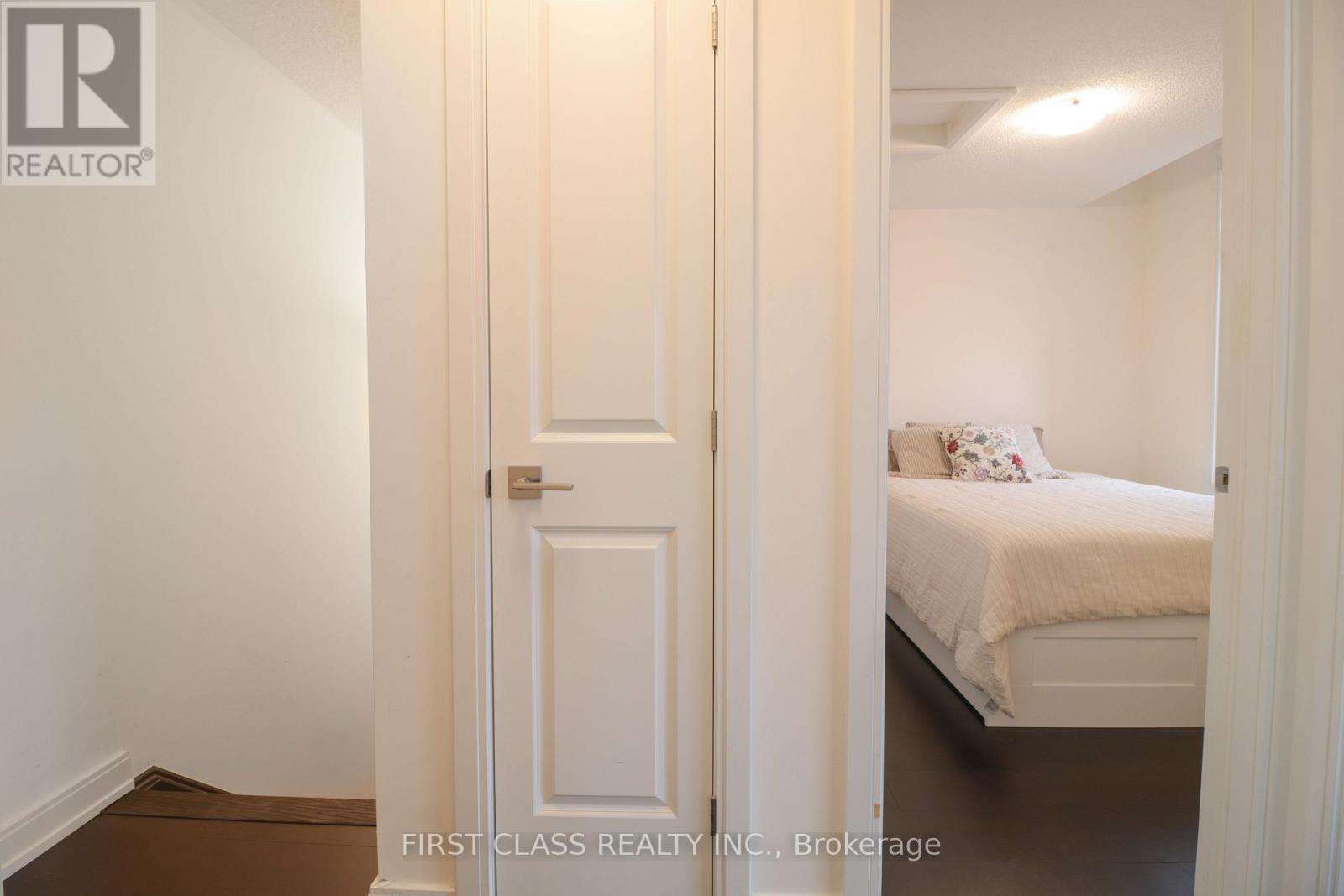 433 Veterans Drive, Brampton, Ontario  L7A 4Z1 - Photo 24 - W12830760