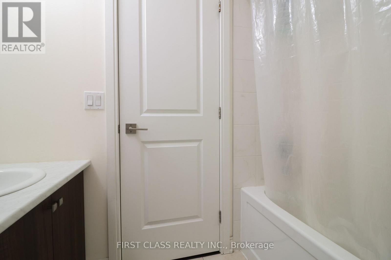 433 Veterans Drive, Brampton, Ontario  L7A 4Z1 - Photo 29 - W12830760