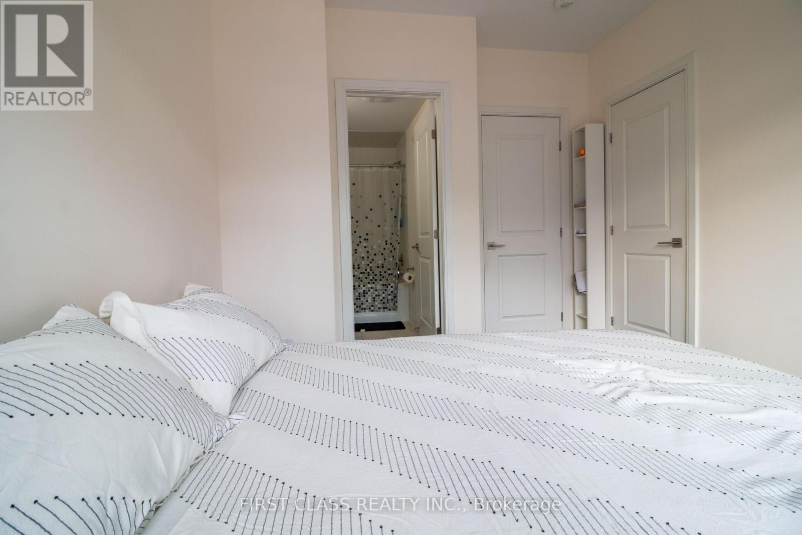 433 Veterans Drive, Brampton, Ontario  L7A 4Z1 - Photo 7 - W12830760