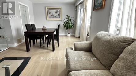 22-25 Gosford Blvd. Boulevard N, Toronto (York University Heights), Ontario  M3N 2G7 - Photo 5 - W12830772