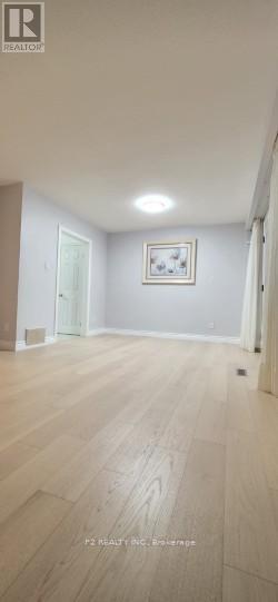 22-25 Gosford Blvd. Boulevard N, Toronto (York University Heights), Ontario  M3N 2G7 - Photo 7 - W12830772