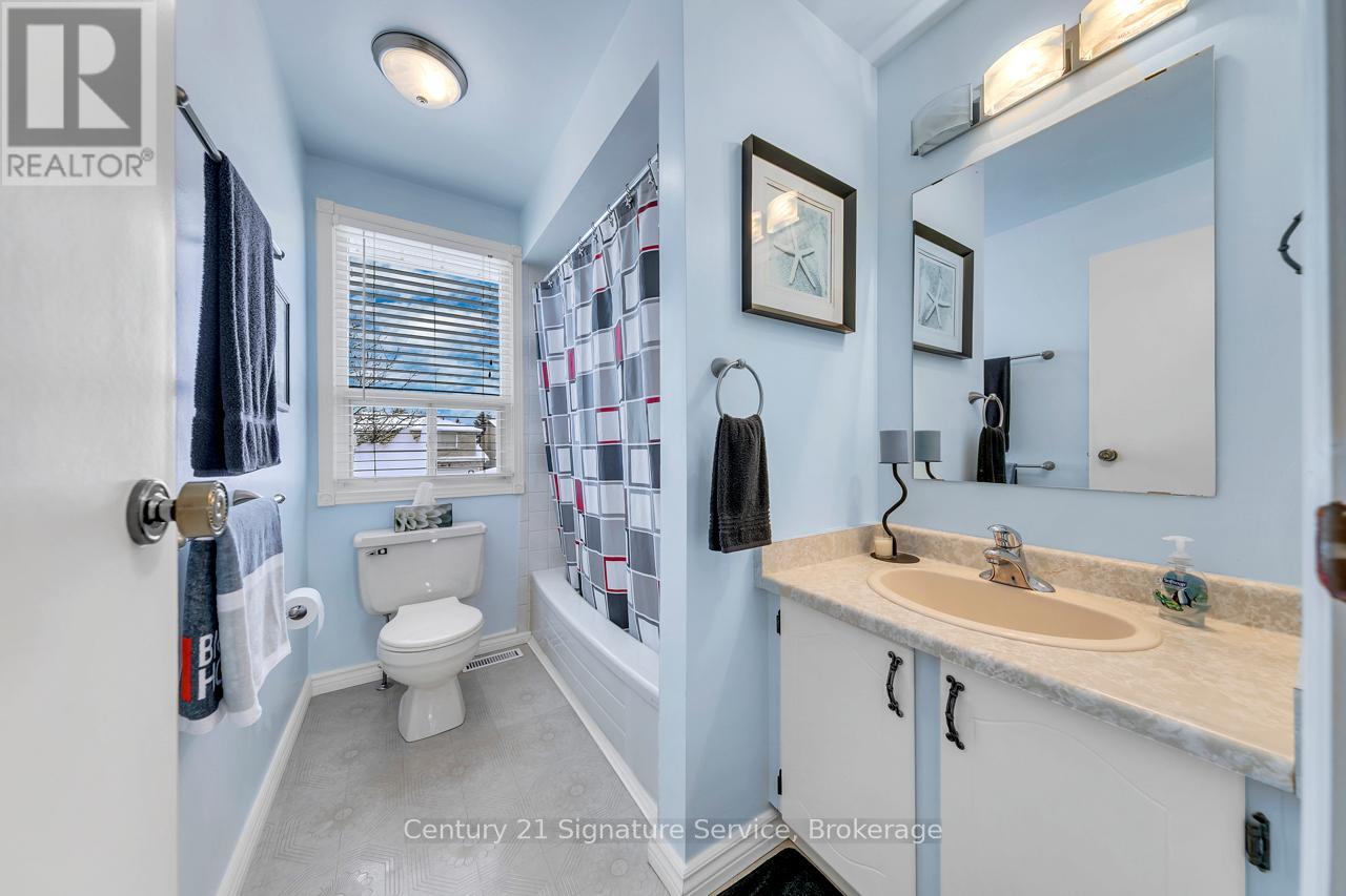 27 Northampton Street, Brampton, Ontario  L6S 3Y6 - Photo 30 - W12830782