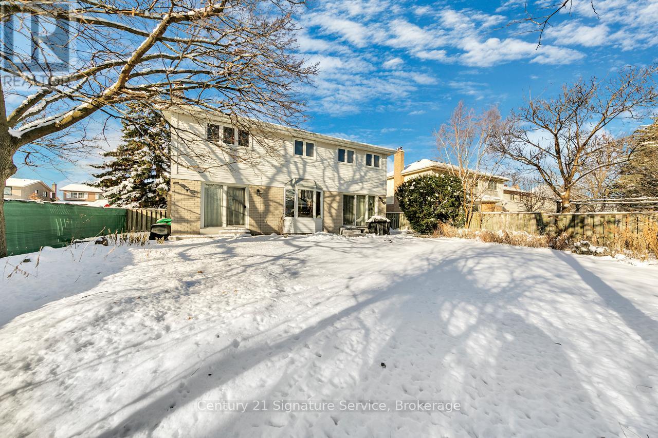 27 Northampton Street, Brampton, Ontario  L6S 3Y6 - Photo 47 - W12830782