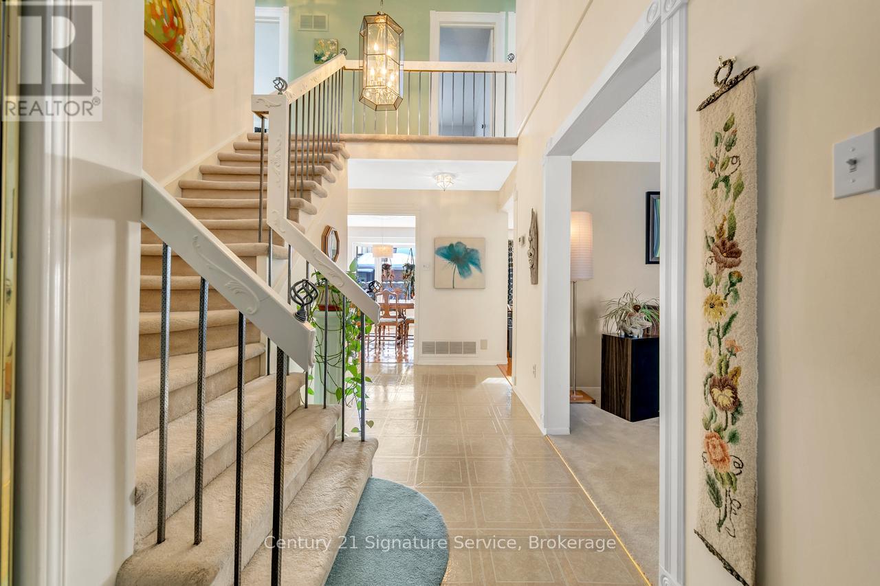 27 Northampton Street, Brampton, Ontario  L6S 3Y6 - Photo 7 - W12830782