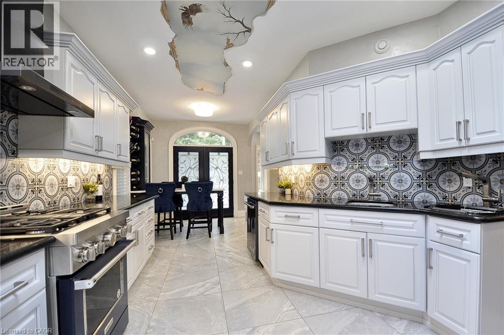 27 Woodmans Court, Kitchener, Ontario  N2P 2B2 - Photo 6 - 40808384