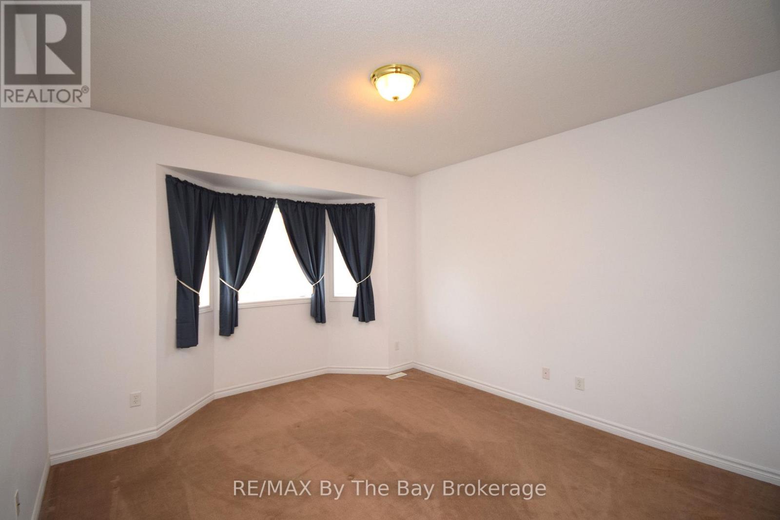 33 Tanager Crescent, Wasaga Beach, Ontario  L9Z 0B2 - Photo 14 - S12830810