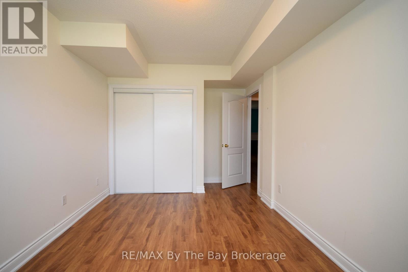 33 Tanager Crescent, Wasaga Beach, Ontario  L9Z 0B2 - Photo 22 - S12830810