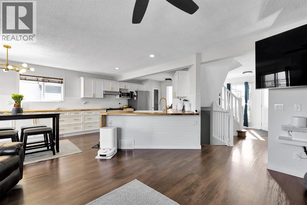 449 Morningside Way Sw, Airdrie, Alberta  T4B 3M5 - Photo 10 - A2289608