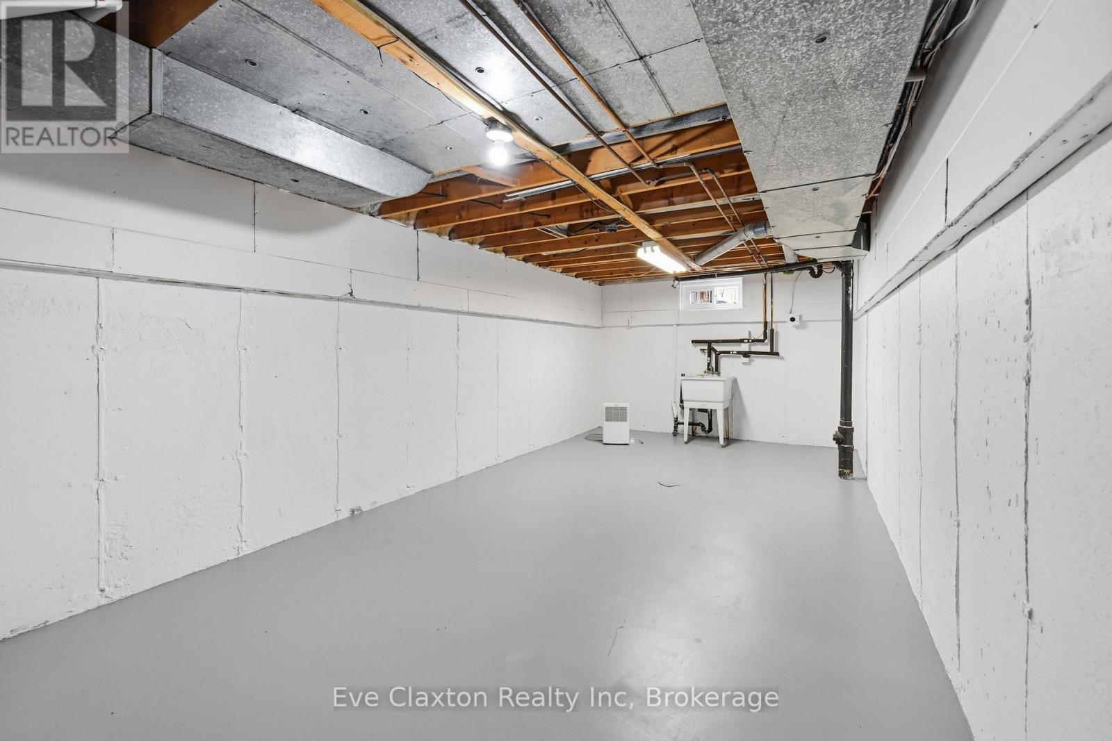 50 Sherwood Forest Trail, Welland, Ontario  L3C 5X6 - Photo 46 - X12807560