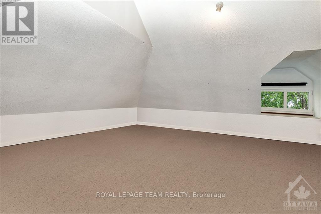 2 - 63 Sweetland Avenue, Ottawa, Ontario  K1N 7T7 - Photo 11 - X12830800