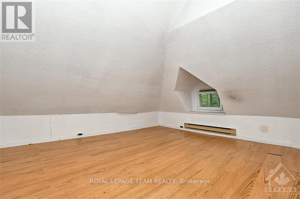 2 - 63 Sweetland Avenue, Ottawa, Ontario  K1N 7T7 - Photo 12 - X12830800