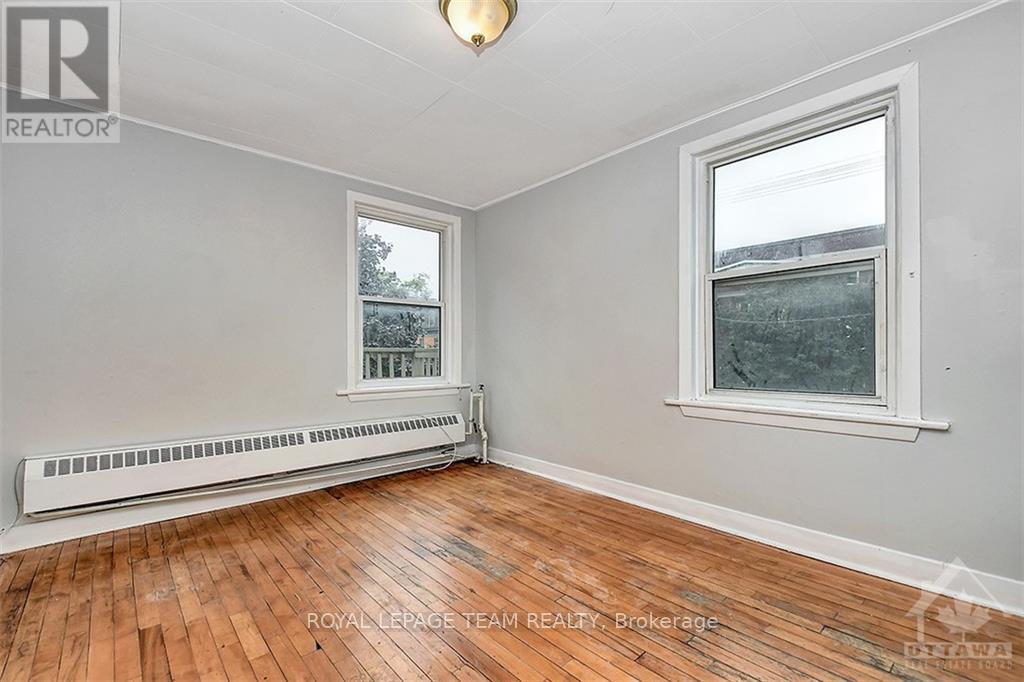 2 - 63 Sweetland Avenue, Ottawa, Ontario  K1N 7T7 - Photo 5 - X12830800