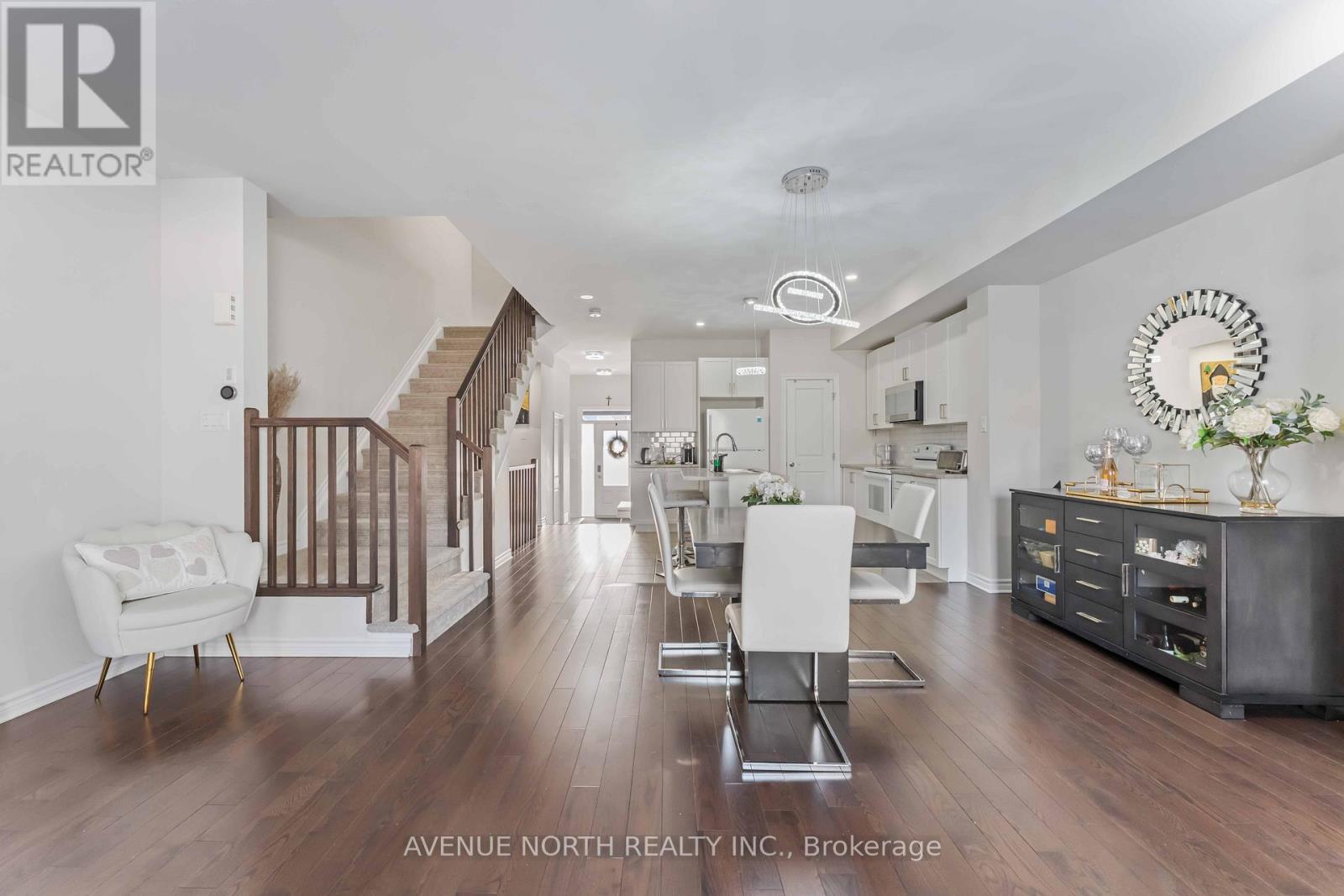 320 Grackle Street, Ottawa, Ontario  K1X 0G6 - Photo 11 - X12830814