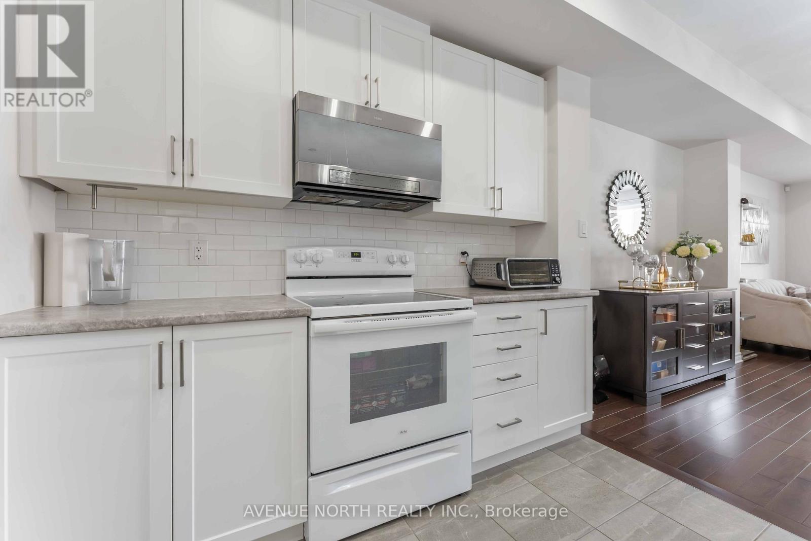 320 Grackle Street, Ottawa, Ontario  K1X 0G6 - Photo 17 - X12830814