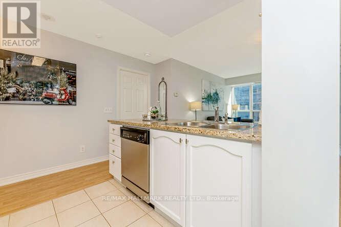 706 - 30 Grand Trunk Crescent, Toronto, Ontario M5J 3A4 - Photo 13 - C12830802