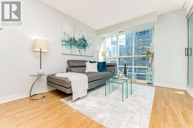 706 - 30 Grand Trunk Crescent, Toronto, Ontario M5J 3A4 - Photo 14 - C12830802