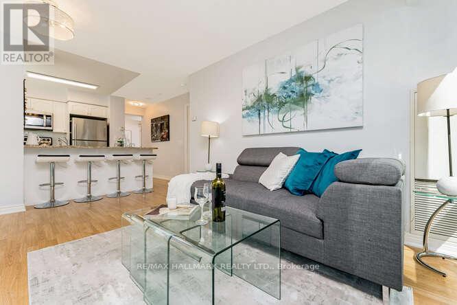 706 - 30 Grand Trunk Crescent, Toronto, Ontario M5J 3A4 - Photo 16 - C12830802