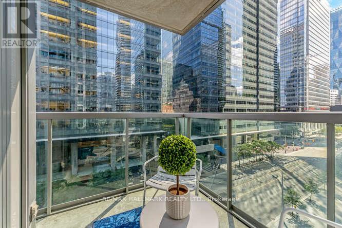 706 - 30 Grand Trunk Crescent, Toronto, Ontario M5J 3A4 - Photo 18 - C12830802