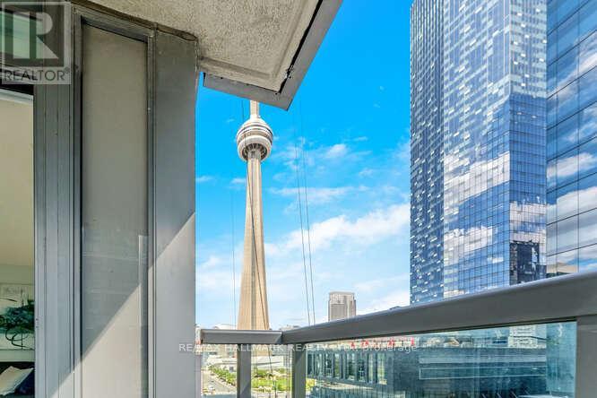 706 - 30 Grand Trunk Crescent, Toronto, Ontario M5J 3A4 - Photo 21 - C12830802