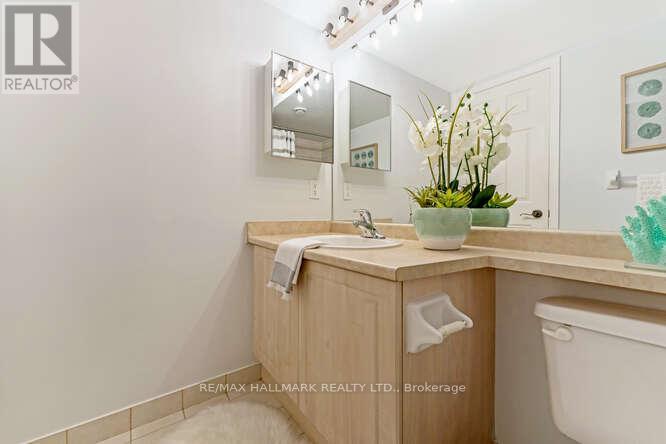 706 - 30 Grand Trunk Crescent, Toronto, Ontario M5J 3A4 - Photo 27 - C12830802