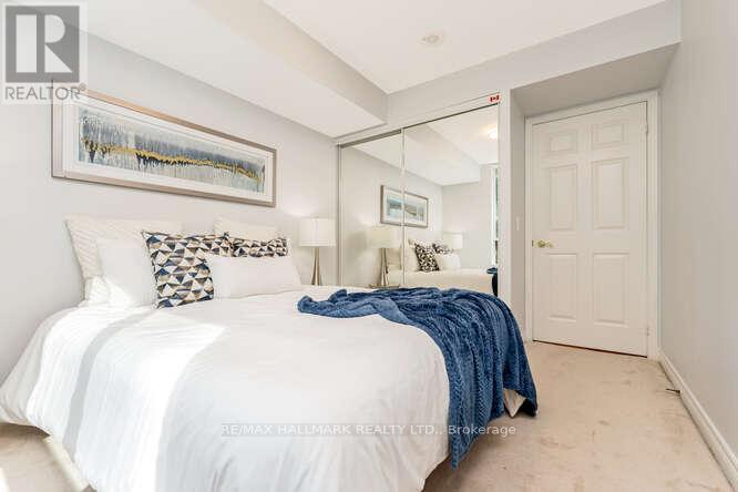 706 - 30 Grand Trunk Crescent, Toronto, Ontario M5J 3A4 - Photo 5 - C12830802