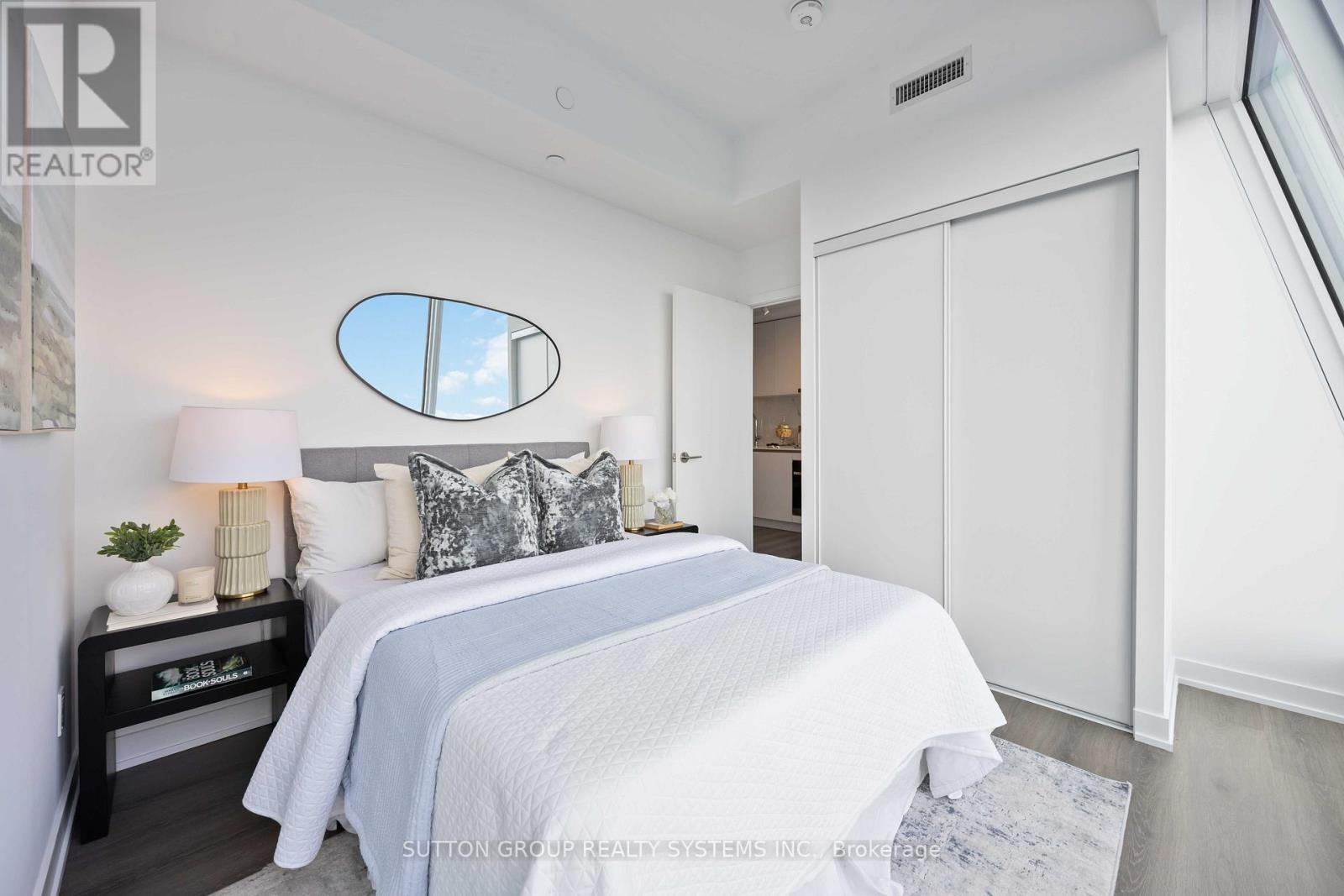 Lph05 - 8 Wellesley Street W, Toronto, Ontario  M4Y 0J5 - Photo 11 - C12830820