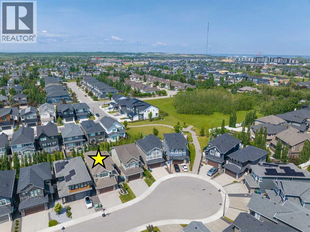 19 West Grove Place Sw, Calgary, Alberta  T3H 1Z4 - Photo 3 - A2246398