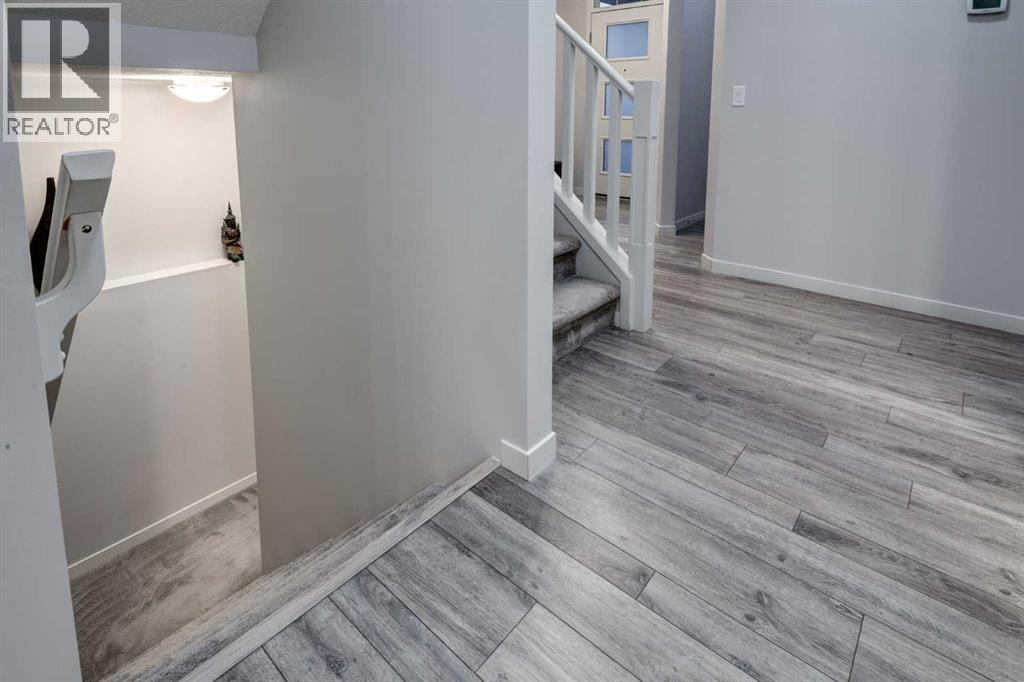 19 West Grove Place Sw, Calgary, Alberta  T3H 1Z4 - Photo 38 - A2246398