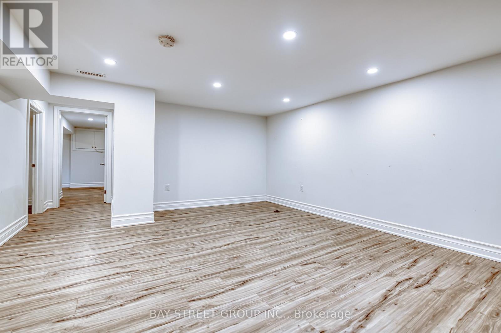 Bsmt - 99 Cherrywood Drive, Newmarket (Bristol-London), Ontario  L3Y 2X6 - Photo 12 - N12830824