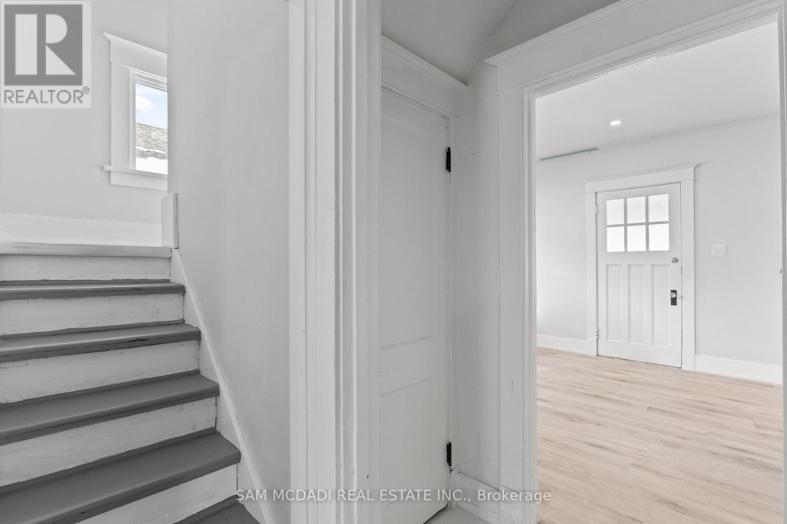 5810 Symmes Street, Niagara Falls, Ontario  L2G 2G3 - Photo 17 - X12830828