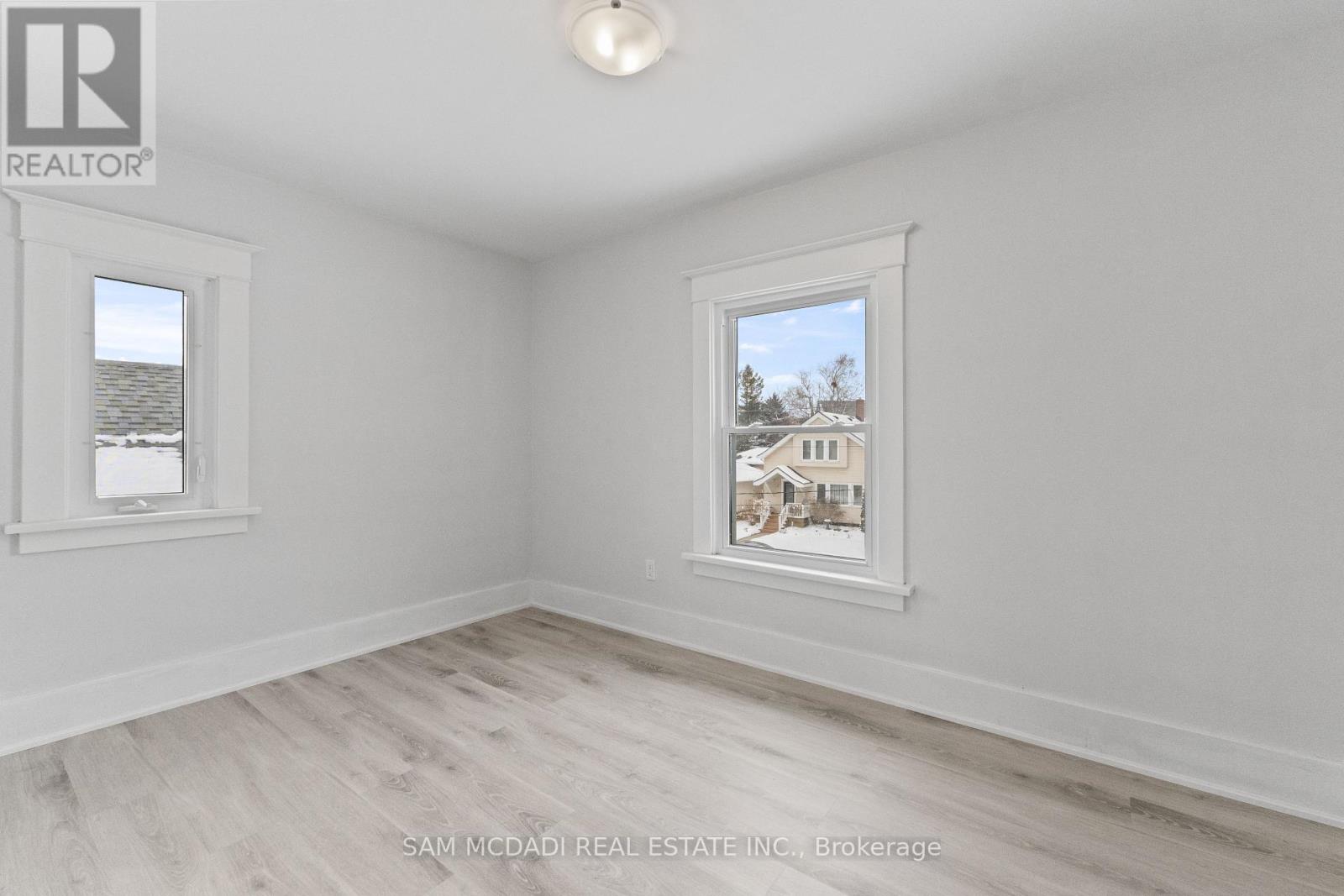 5810 Symmes Street, Niagara Falls, Ontario  L2G 2G3 - Photo 20 - X12830828