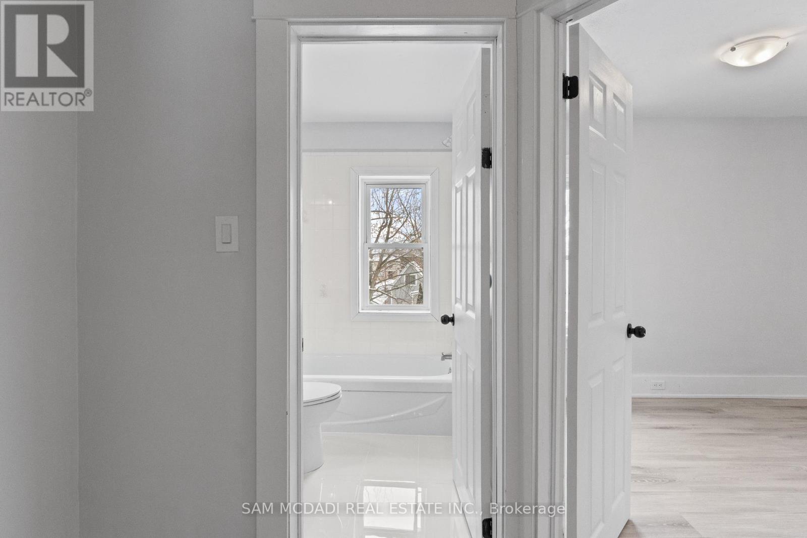 5810 Symmes Street, Niagara Falls, Ontario  L2G 2G3 - Photo 27 - X12830828