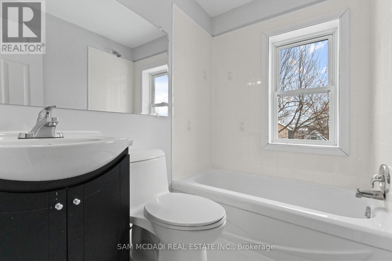 5810 Symmes Street, Niagara Falls, Ontario  L2G 2G3 - Photo 30 - X12830828