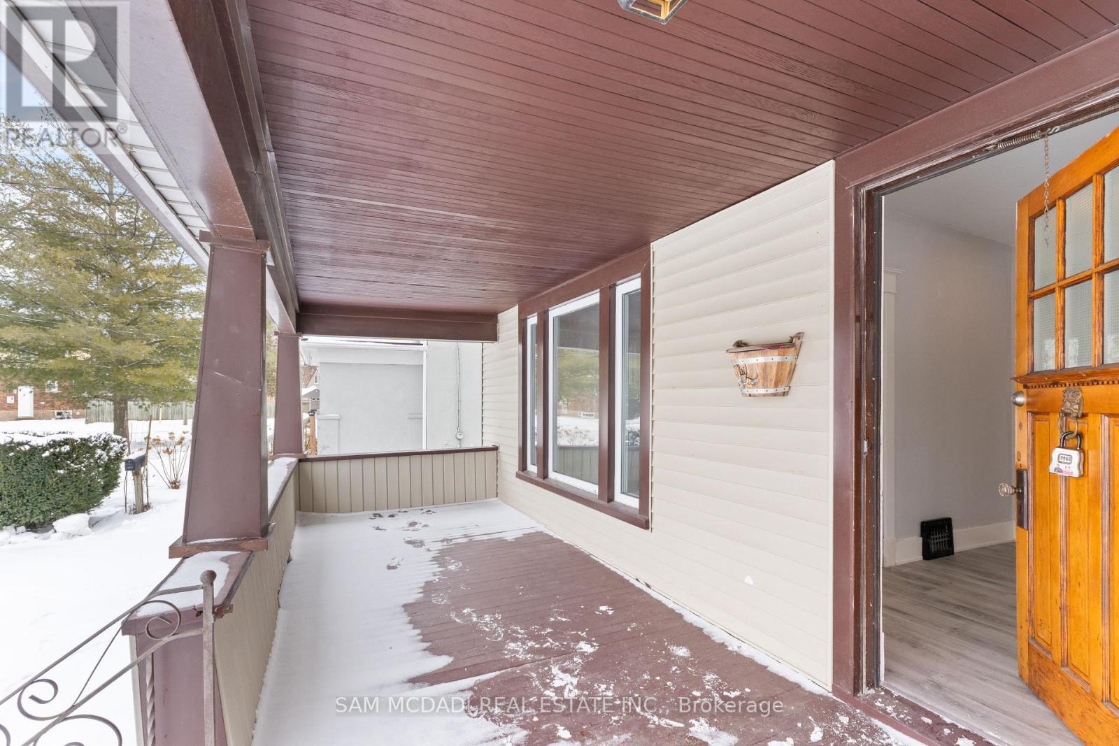 5810 Symmes Street, Niagara Falls, Ontario  L2G 2G3 - Photo 4 - X12830828