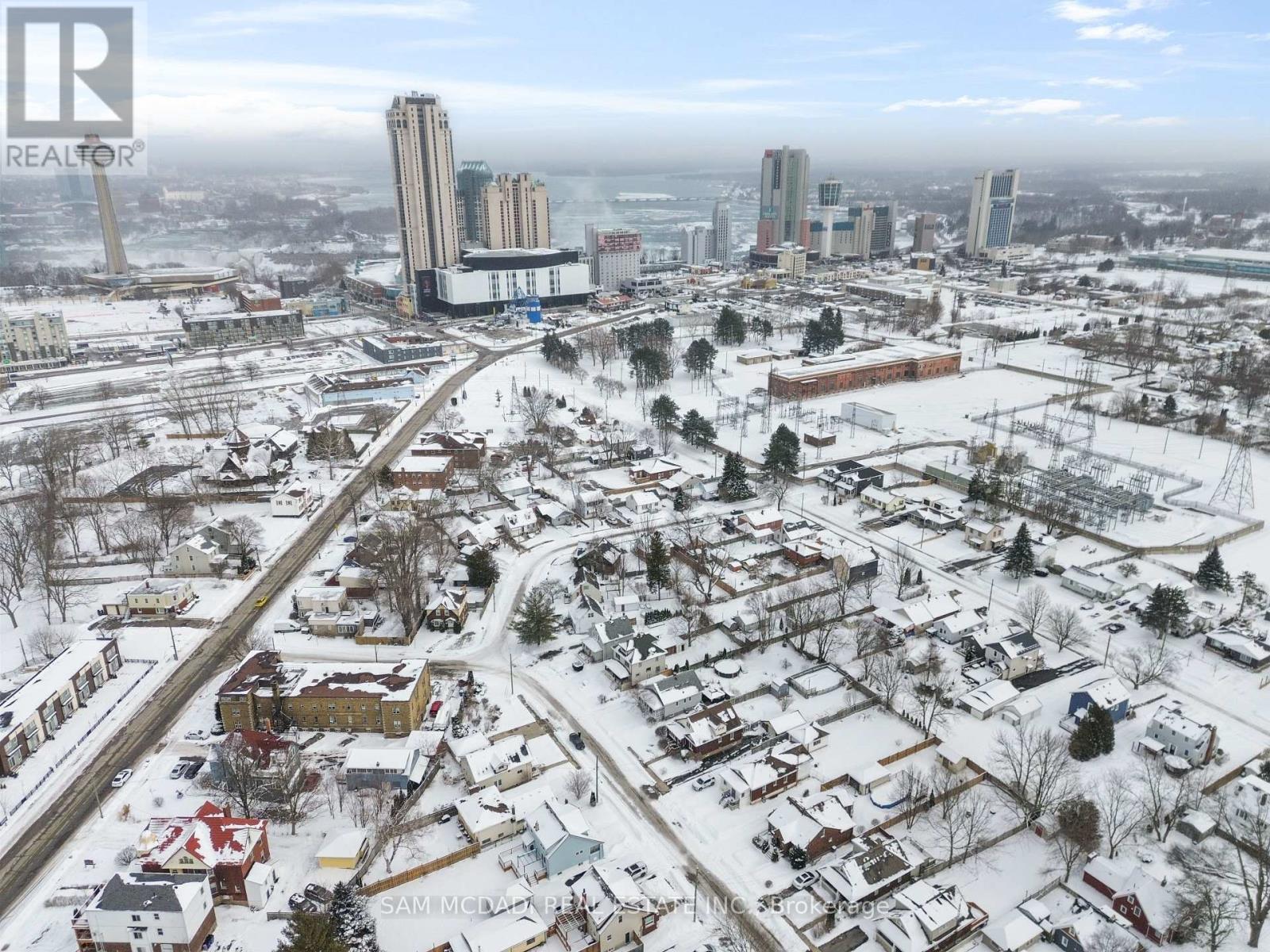 5810 Symmes Street, Niagara Falls, Ontario  L2G 2G3 - Photo 43 - X12830828