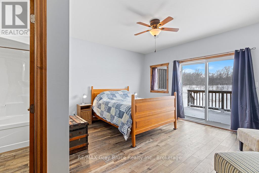 1379 West Road, Northern Bruce Peninsula, Ontario  N0H 1W0 - Photo 26 - X12526262