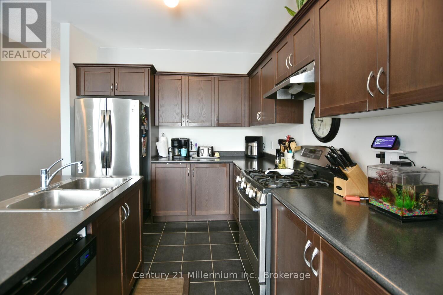 133 White Sands Way, Wasaga Beach, Ontario  L9Z 0C6 - Photo 18 - S12830922