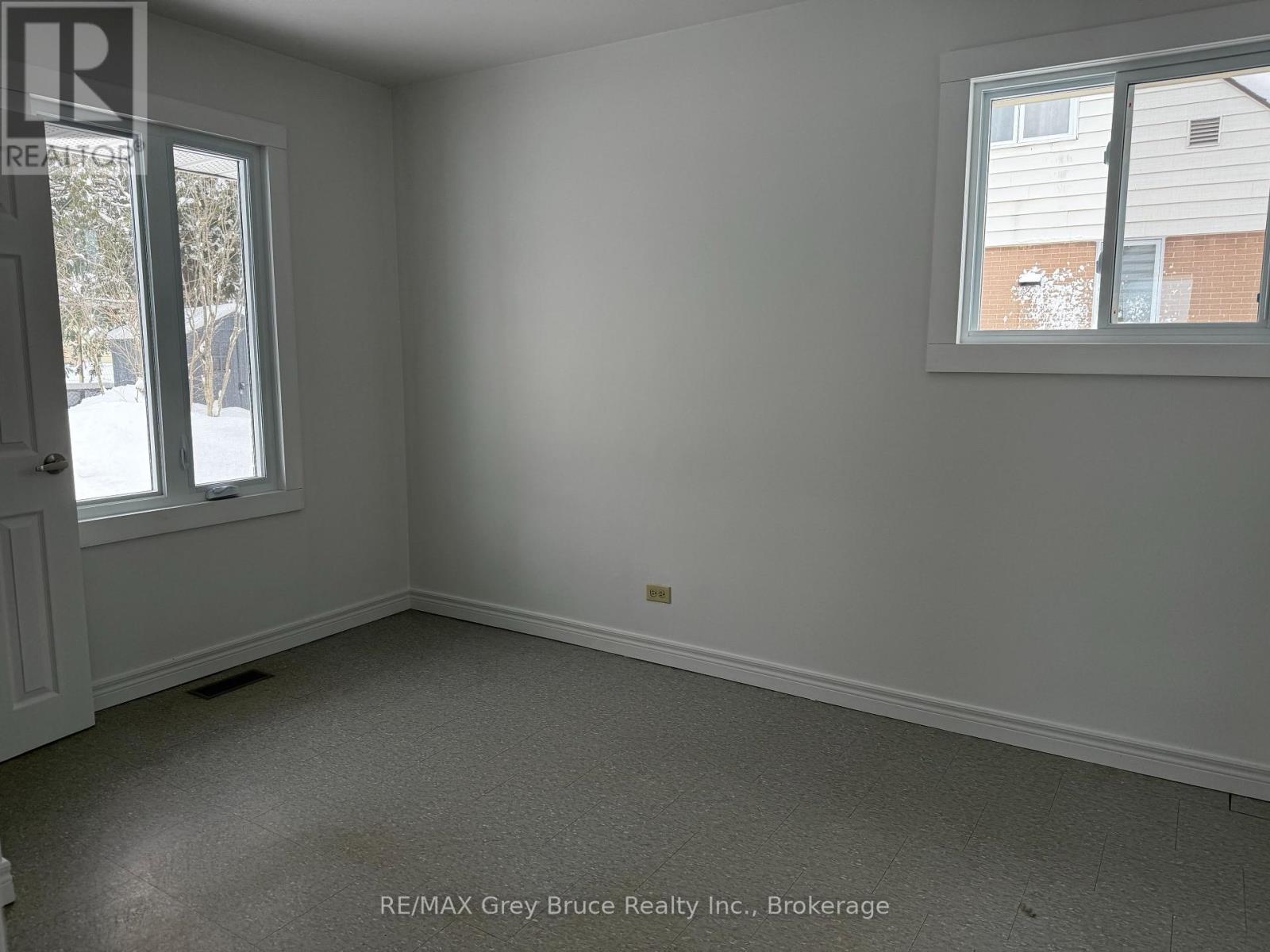 1308 7th A Avenue W, Owen Sound, Ontario N4K 5L9 - Photo 6 - X12830832